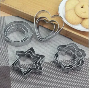 0813 Cookie Cutter Stainless Steel Cookie Cutter with Shape Heart Round Star and Flower (12 Pieces)