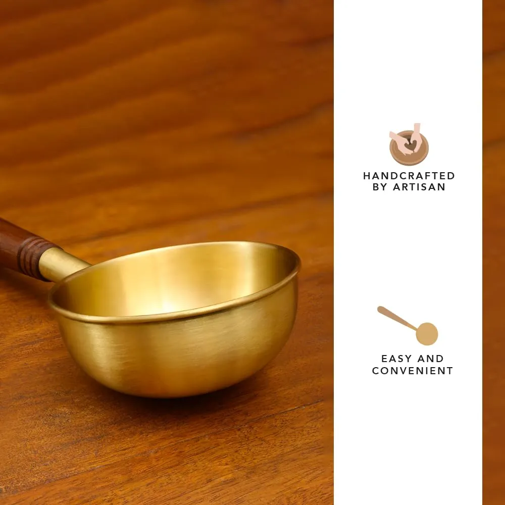 Ellementry Arra Brass Tadka Pan With Wooden Handle (250 Ml) | Vaghar/Chounk/Baghar/Vaghariya Pan For Spice Seasoning, Heating, Roasting And Frying Dal/Spices | Non-Toxic And Non-Stick Cookware - 30 Cm