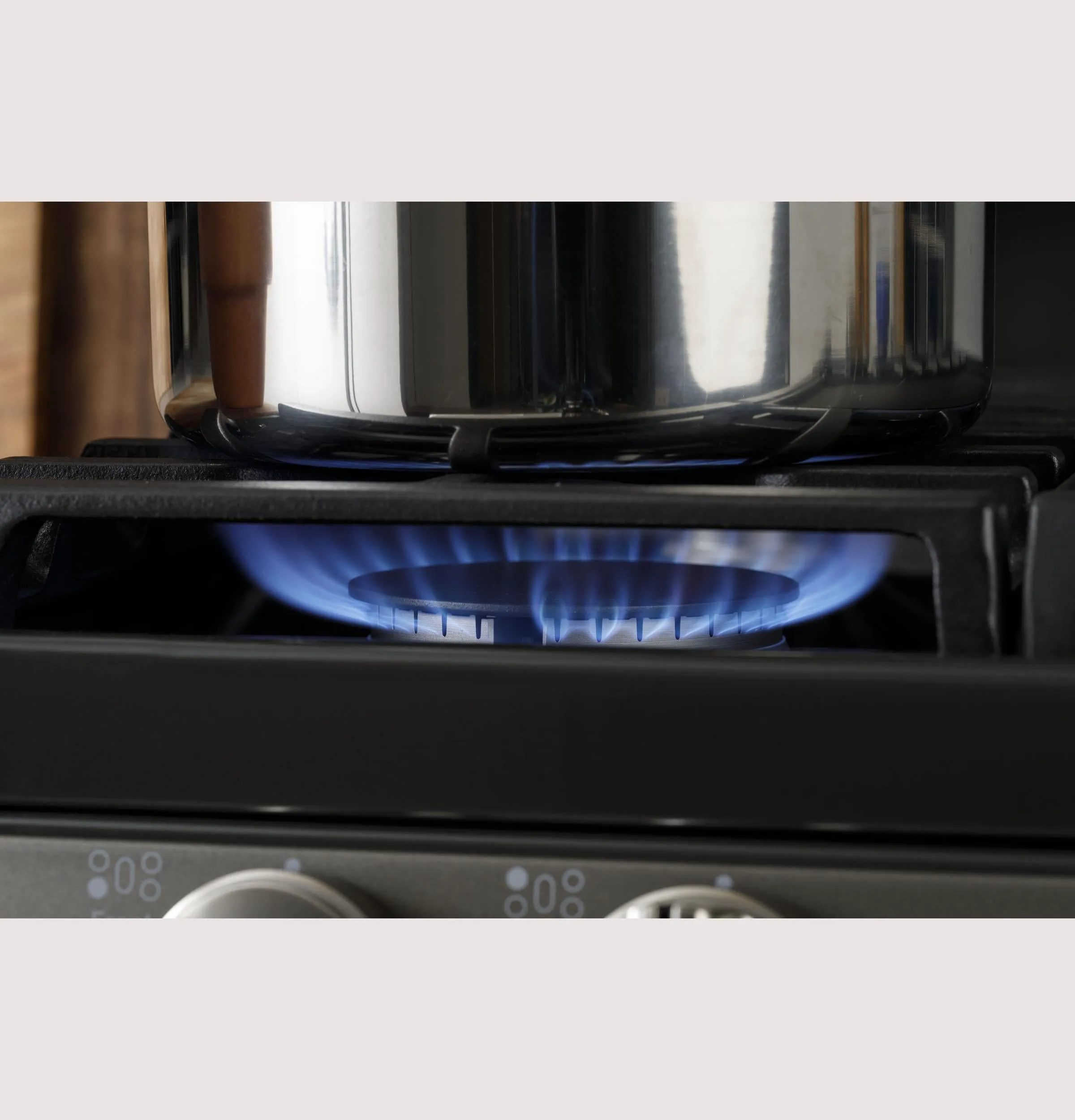 JGB735DPBB GE® 30" Free-Standing Gas Convection Range with No Preheat Air Fry