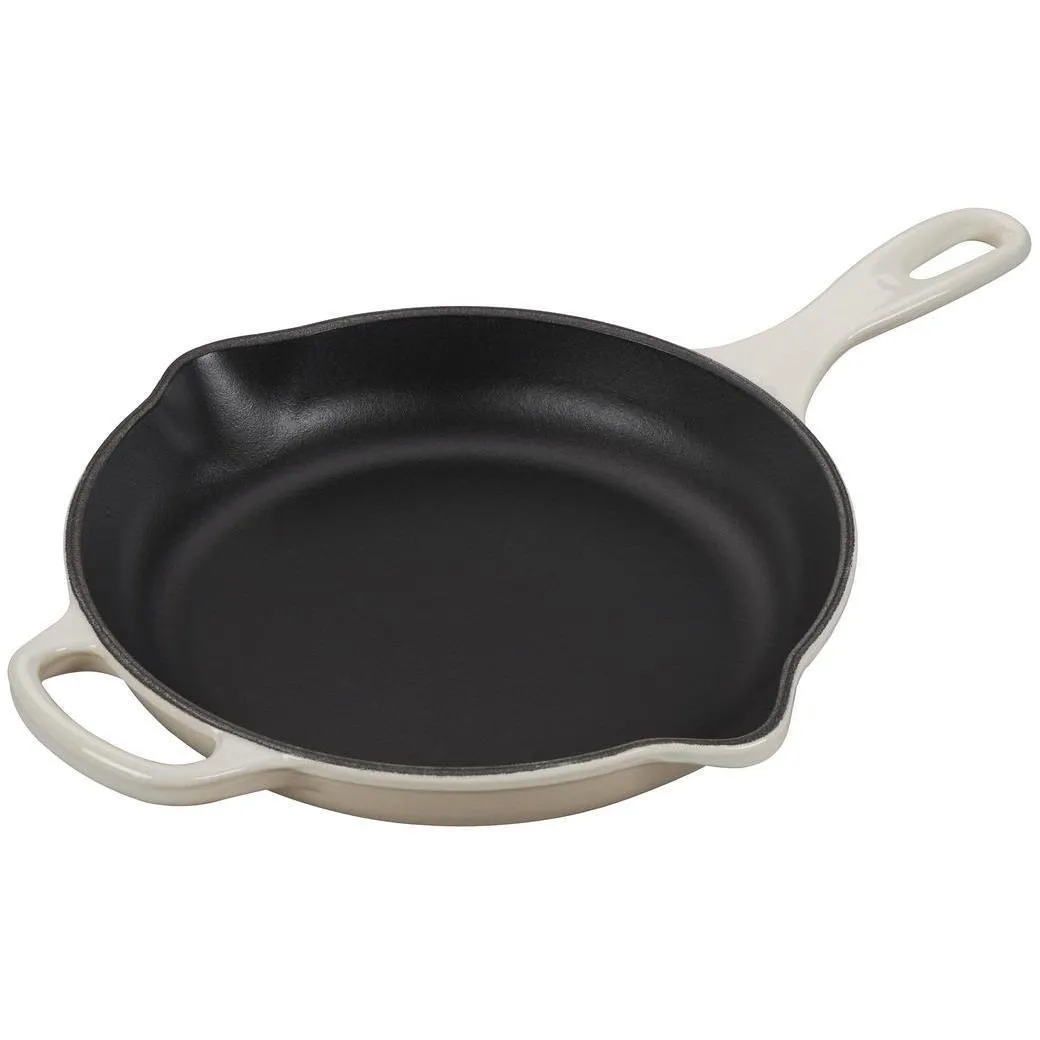 Le Creuset 9″ Signature Cast Iron Handle Skillet