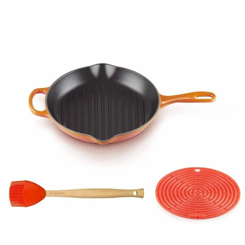 Le Creuset Signature Cast Iron Round Grillit 26cm with FREE Accessories