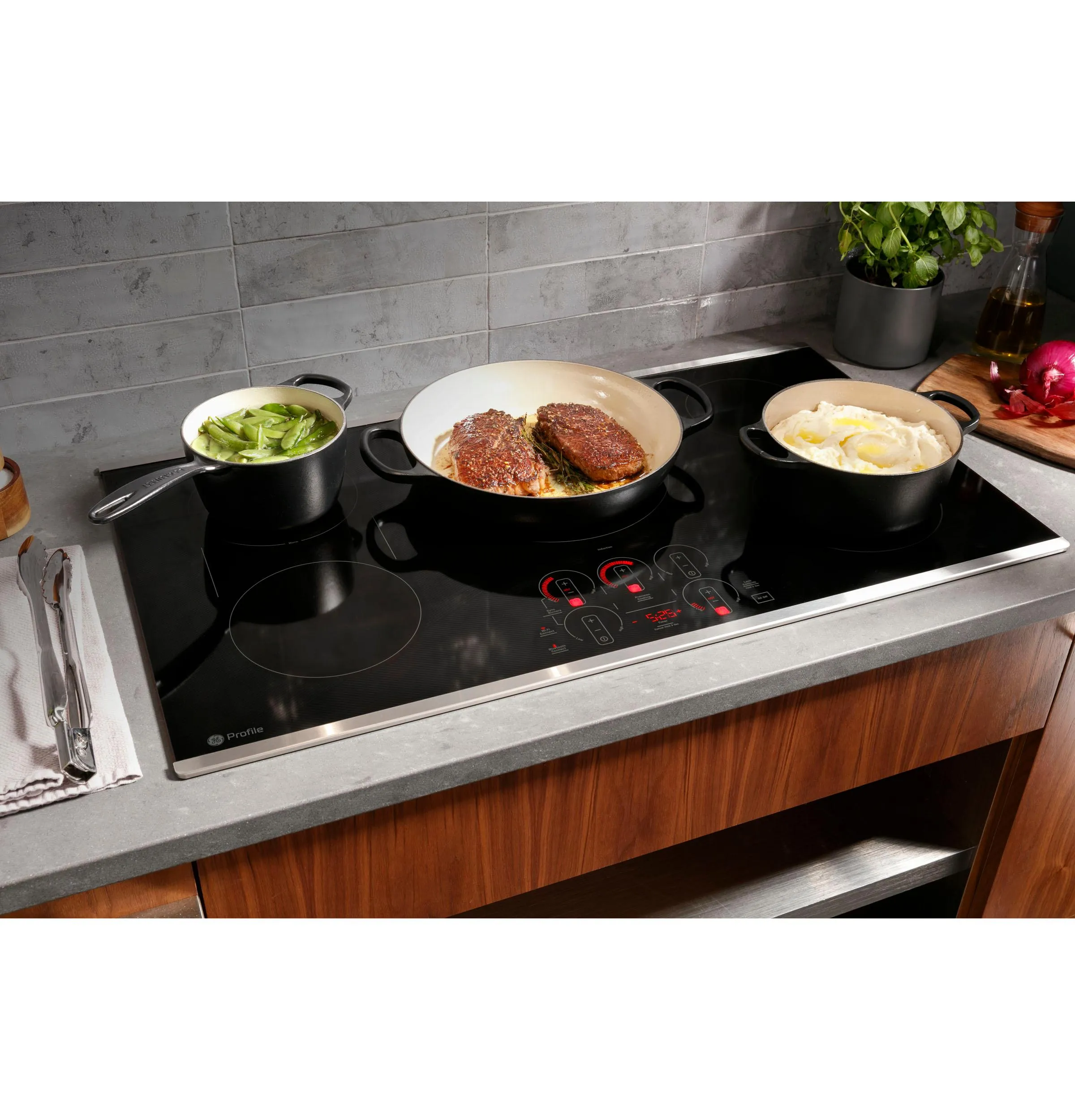 PHP9036DTBB GE Profile™ 36" Built-In Touch Control Induction Cooktop